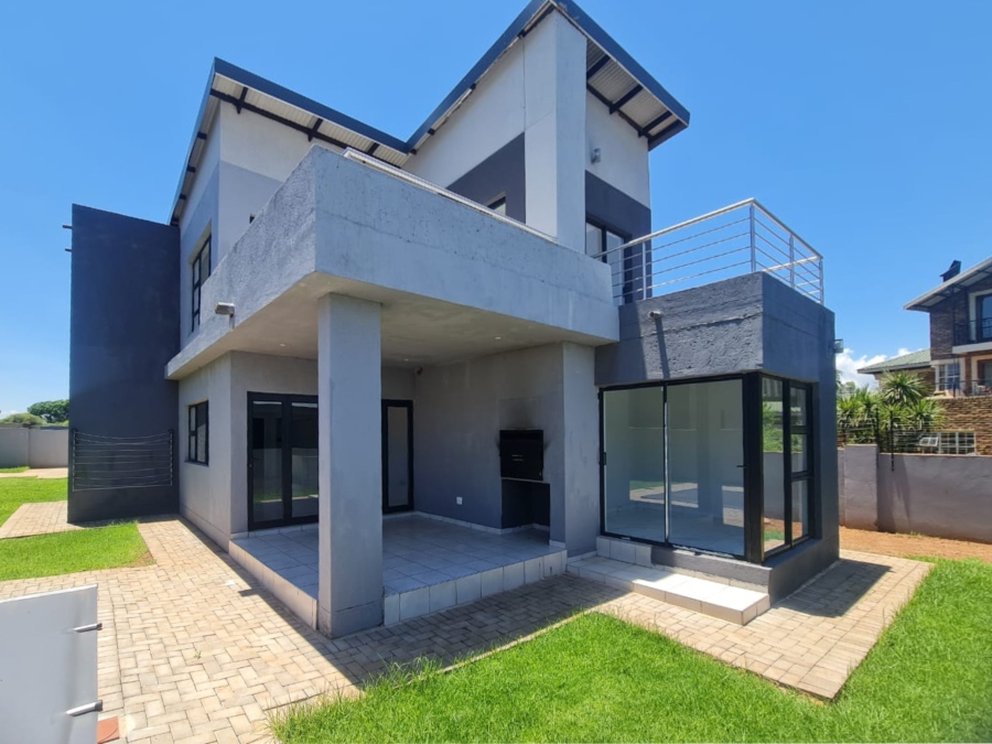 To Let 4 Bedroom Property for Rent in Melodie North West